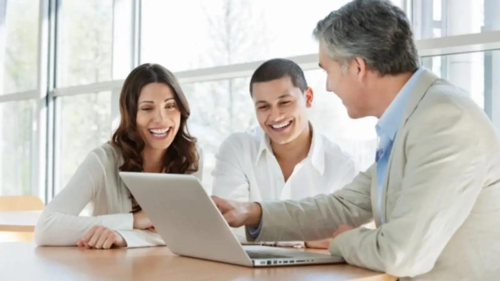 You are currently viewing PedroVazPaulo Real Estate Investment: What I Learned Chasing Something Real